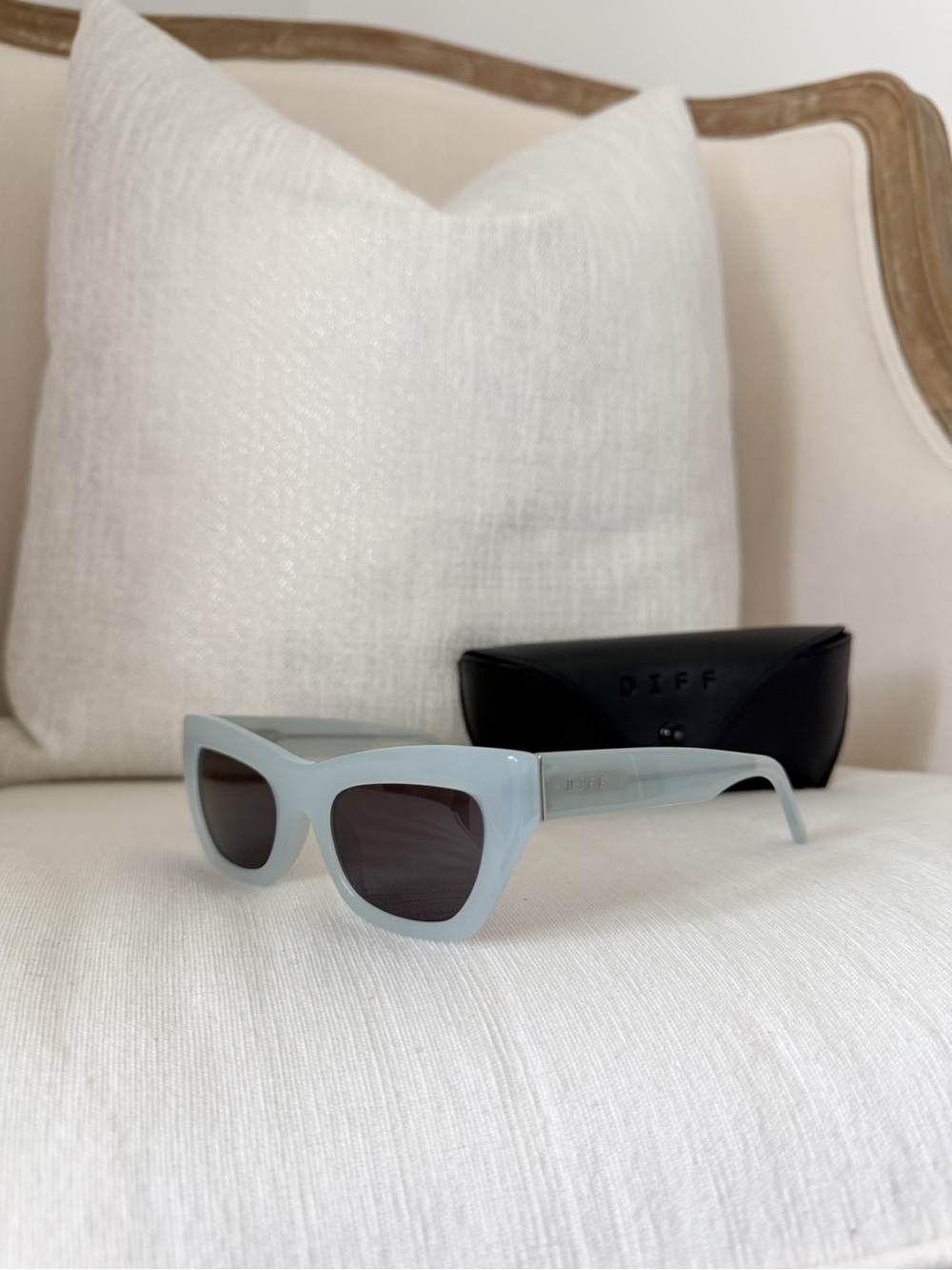 DIFF Eyewear Katarina Cat Eye Sunglasses in Pale Blue